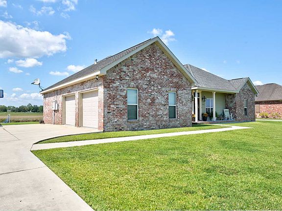 2nd image of 512 Victoria Ct