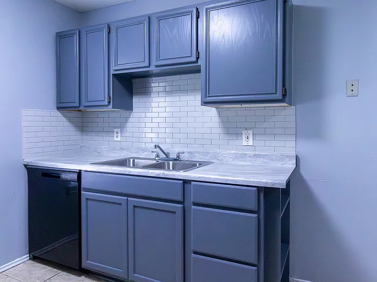 1601 Benttree Dr #1 — Photo 9
