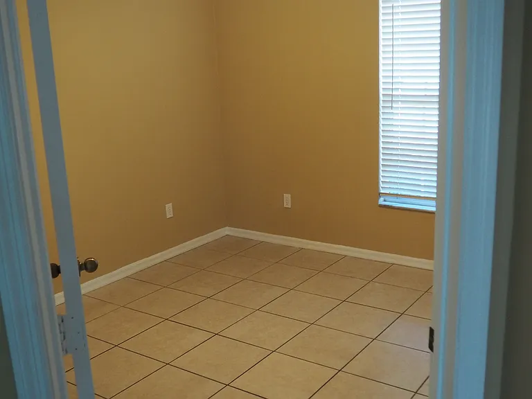 5008 Baron St — Photo 7