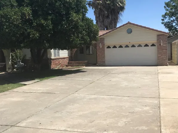 670 N 1st St, Patterson, CA 95363