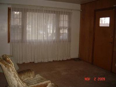 3rd image of 1373 Autumn Dr NW