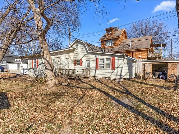 4th image of 805 Rhodes Ave