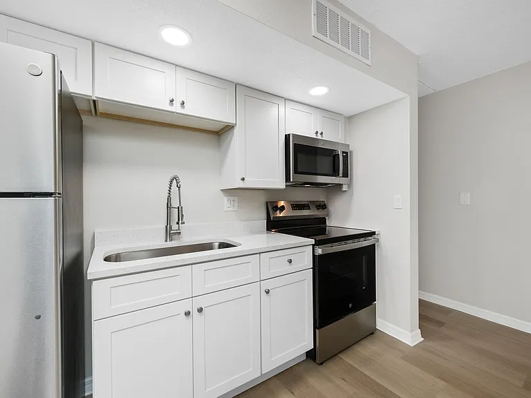8012 Blind Pass Rd — Photo 4