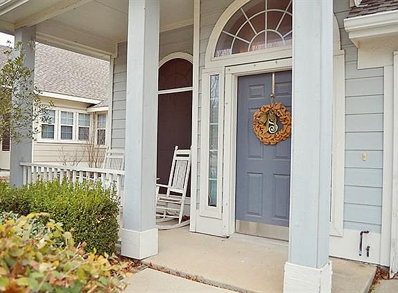 2nd image of 136 Hilltop Dr