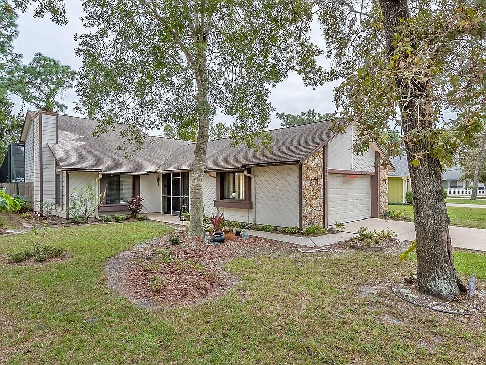 1st image of 262 Amberwood Ct