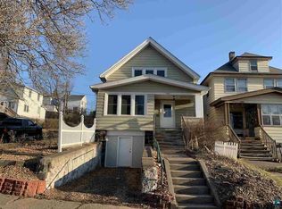 2873 Wicklow St, Duluth, MN 55806