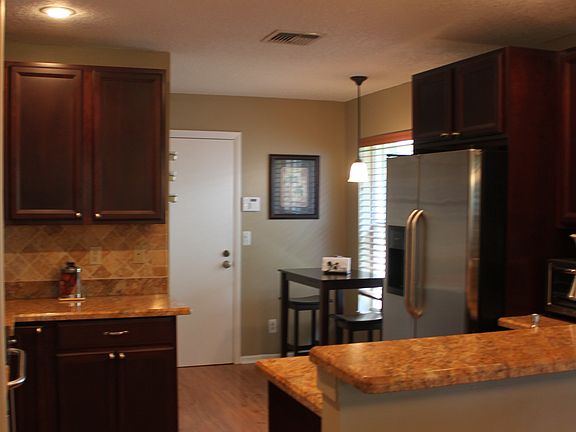 4th image of 9204 Arborwood Cir