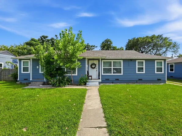 1306 Stone Dr, Irving, TX 75061