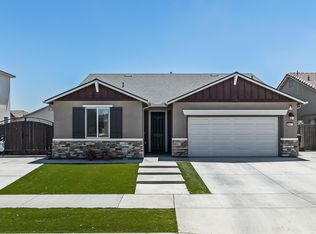 3541 E Laura Avenue, Visalia, CA 93292