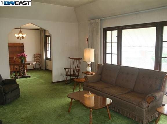 3rd image of 2900 75th Ave