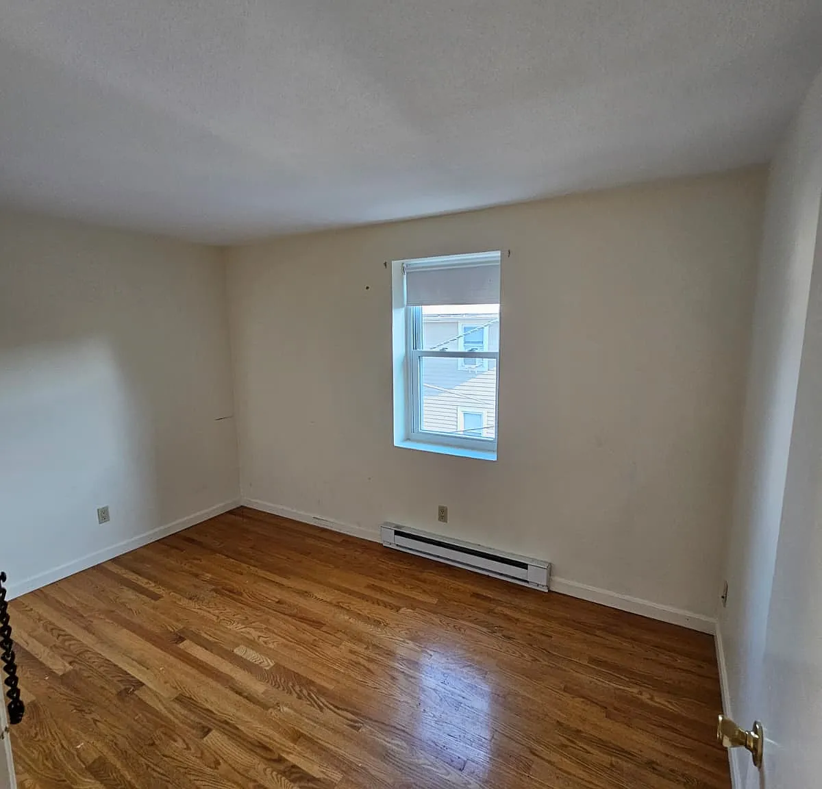 2 bed, 750 sqft, $1,250 — Photo 3