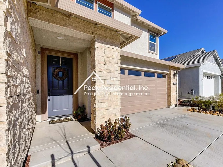 12753 Glass Beach Dr — Photo 5