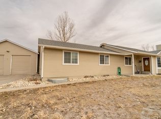 530 Diamondback Dr, Spring Creek, NV 89815