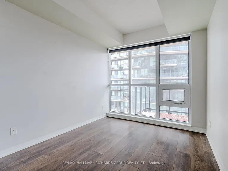 49 E Liberty St #1108 — Photo 8