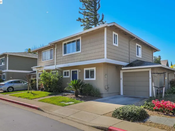 7584 Silvertree Ln, Dublin, CA 94568