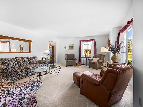 3rd image of 408 S Moorland Dr