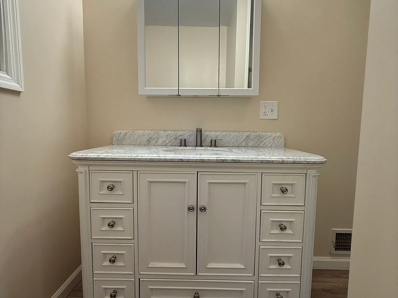 2 bed, $1,195 — Photo 1