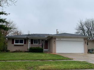 2362 Alexander Dr, Troy, MI 48083