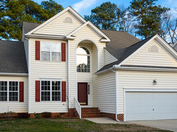 117 Longbridge Dr, Cary, NC 27518