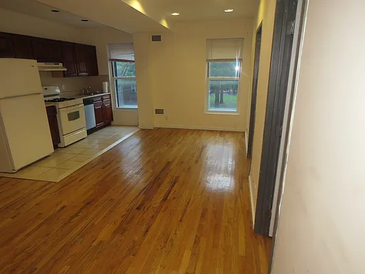 Rented by RES New York | media 27