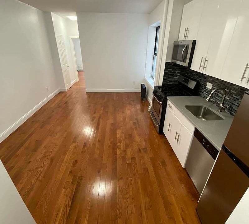 1st image of 50 E 19th St #2