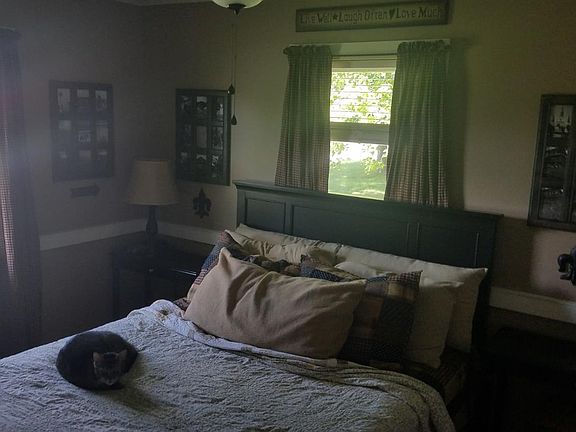 5th image of 31 Mill St