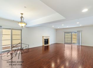 11848 2/2 Kiowa Ave #106, Los Angeles, CA 90049
