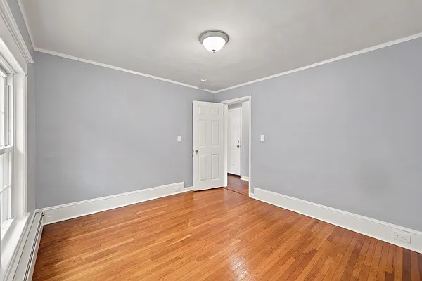 9 Arlington Pl #2 — Photo 4