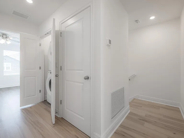 2703 W Fig St #1 — Photo 27