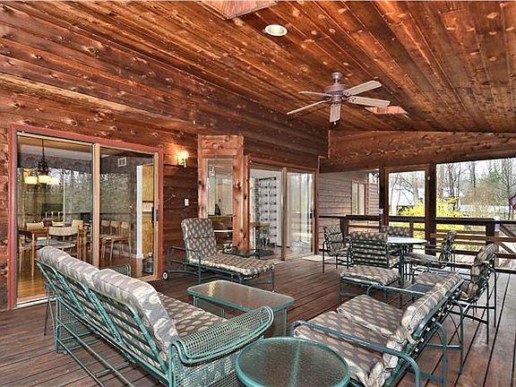 5th image of 1052 Marywood Dr