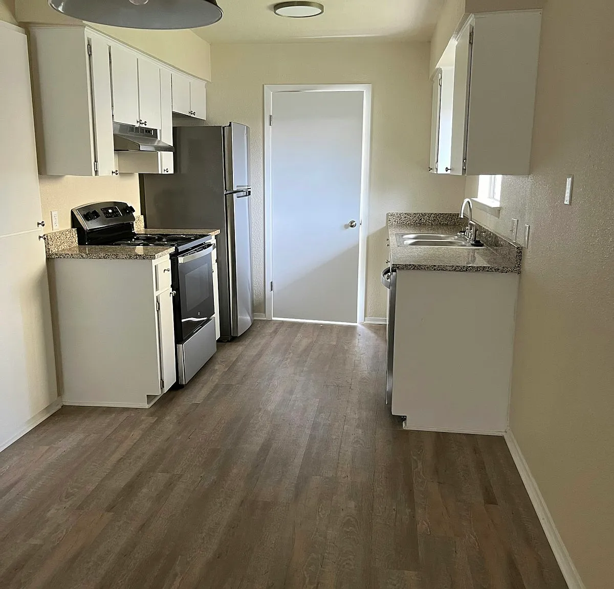 821 Betsy Ross Drive, Unit A — Photo 3