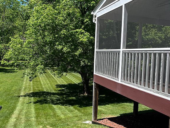 5th image of 2918 Green Ridge Rd