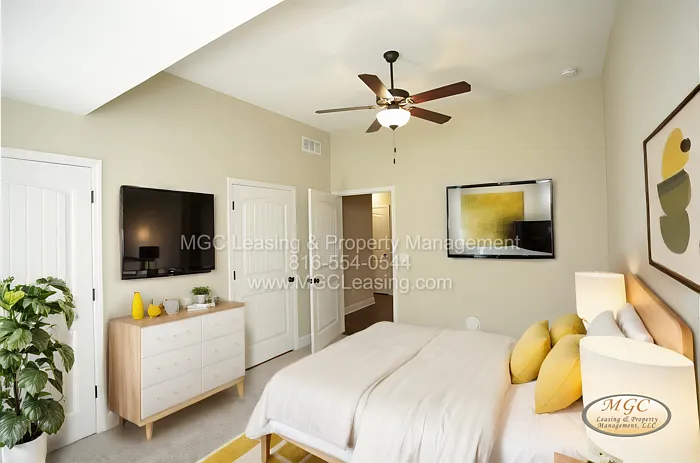 2165 SW Timbertrace Ln — Photo 2