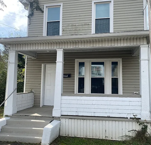 408 Gilmer Ave NW — Photo 1