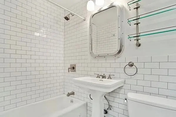 Rented by Mirador Real Estate | media 37