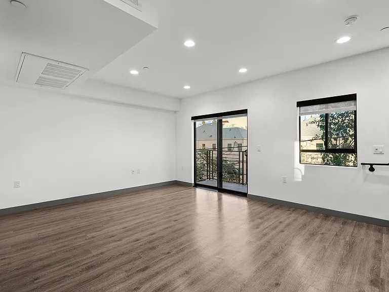 Alexandria 178 Townhomes LLC — Photo 5