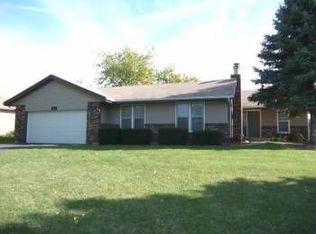 614 S Goodling St, Winnebago, IL 61088