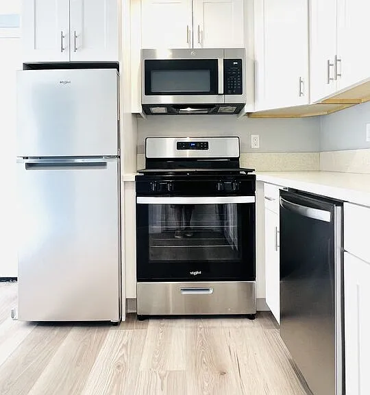 1056 Winchester Ave #B — Photo 13