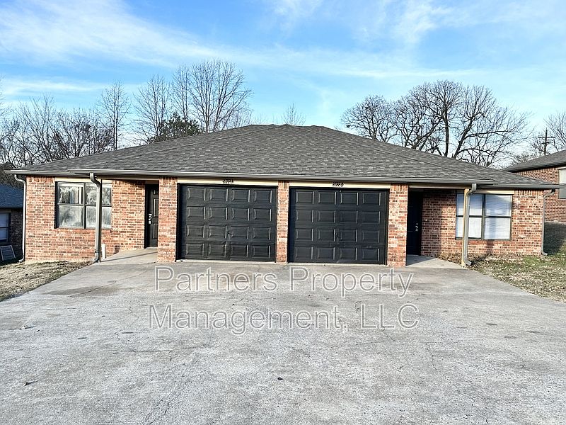 1st image of 5702 Sara St #A