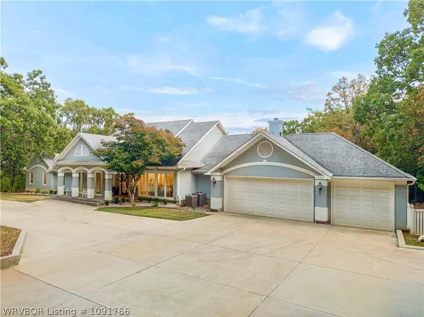 2901 Cliff Dr, Fort Smith, AR 72901