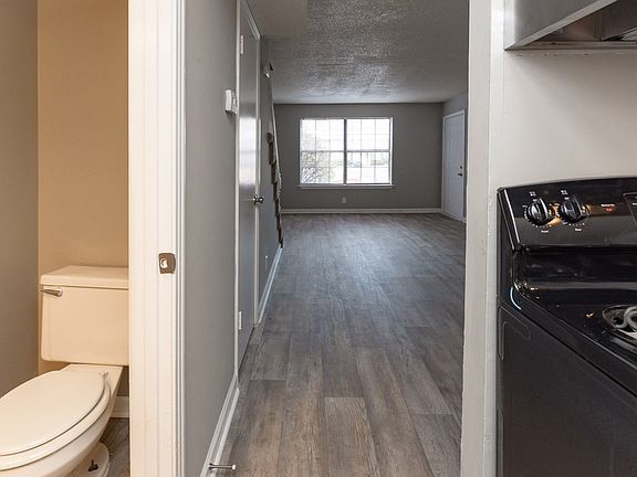 5th image of 813 Golf View Pl #815A