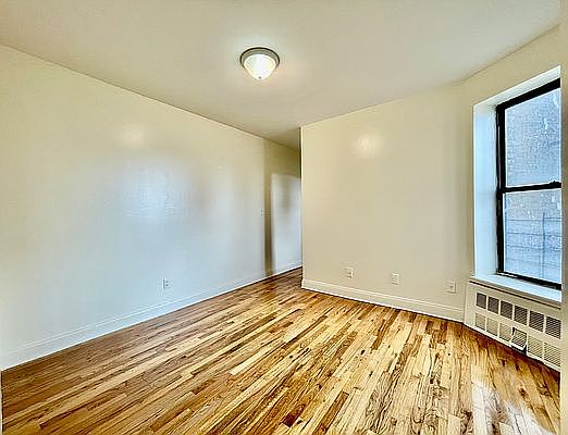2nd image of 762 Cauldwell Ave APT 6