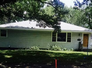 5856 Perry Ave N, Crystal, MN 55429