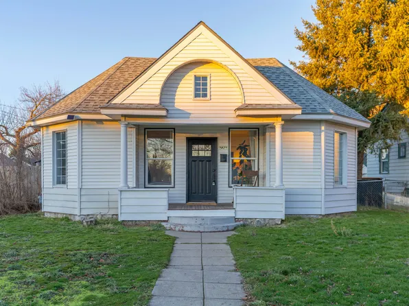 1421 E Carlisle Ave, Spokane, WA 99207