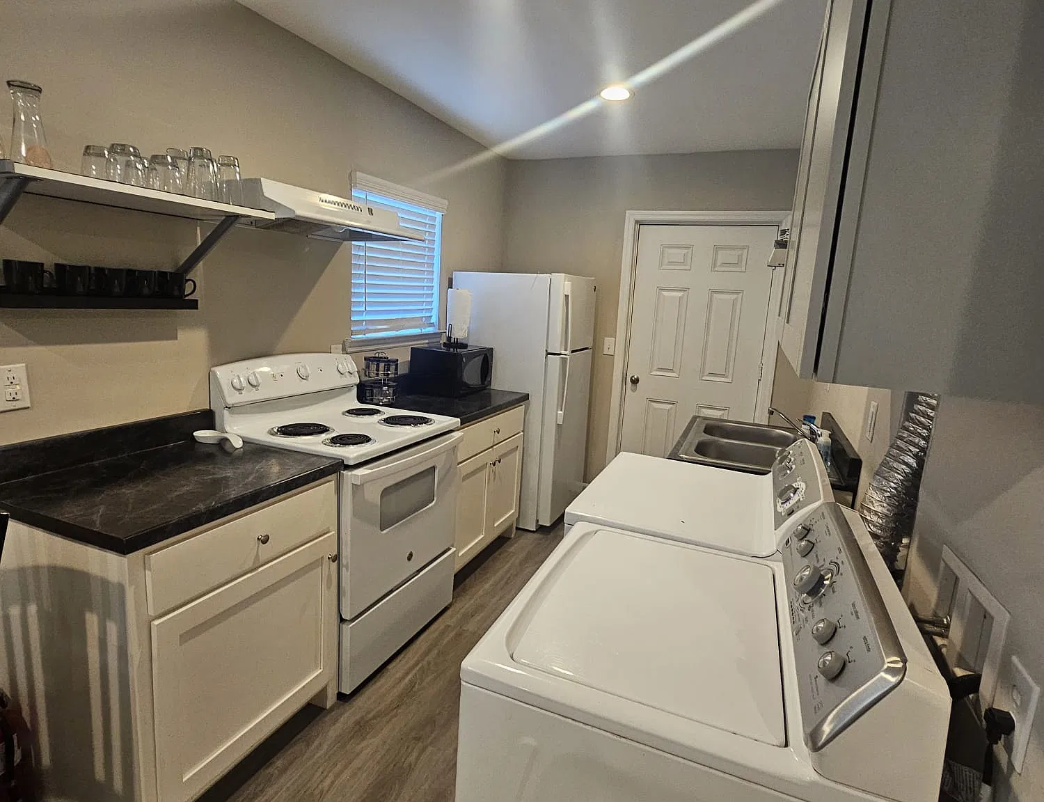 205 Stone Street Northwest - 1 — Photo 3