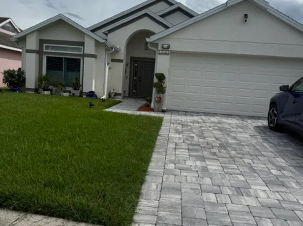 2361 Lily Pad Ln, Kissimmee, FL 34743