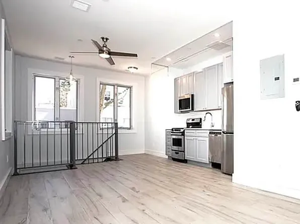 462 Seneca Avenue image 1 of 6