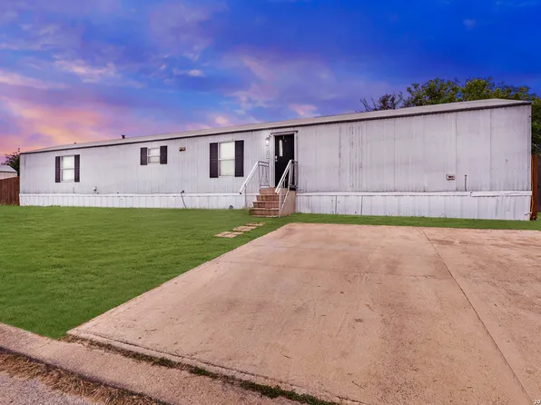 5014 Donner Lake, San Antonio, TX 78223