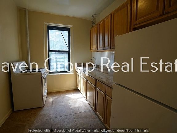 4th image of 975 Sherman Ave APT 31S
