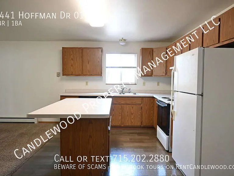 3441 Hoffman Dr #1 — Photo 3